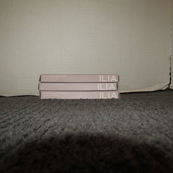 Ilia  Eye Stylus Shadow Stick Flax 2 Beam x 1 - Picture 1 of 5